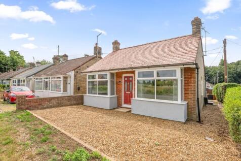3 bedroom detached bungalow for sale