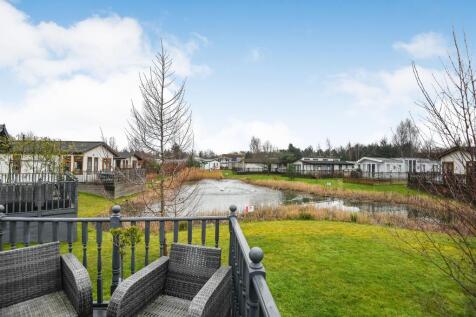 Carnoustie Court, Tydd St Giles... 2 bed lodge for sale