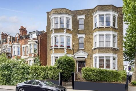 3 bedroom flat for sale