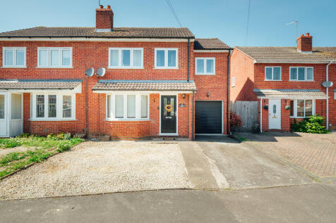 Drakes Broughton, Pershore WR10 4 bed semi