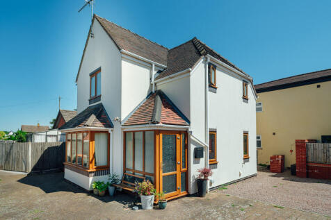Fernhill Heath, Worcester WR3 3 bed semi