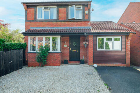 Wall Meadow, Worcester WR4 3 bed detached house for sale
