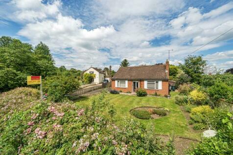 4 bedroom detached bungalow for sale