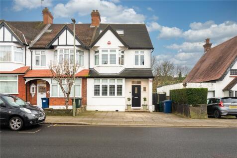 Victoria Road, Mill Hill, London, NW7 4 bed semi