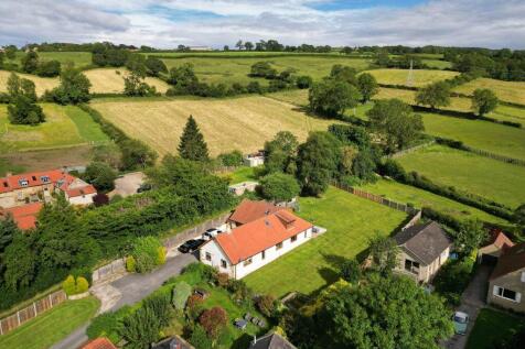 6 The Cliff, Iburndale, Sleights 4 bed detached bungalow for sale