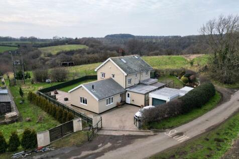Filter House Cottage, Scaling 4 bed detached house for sale