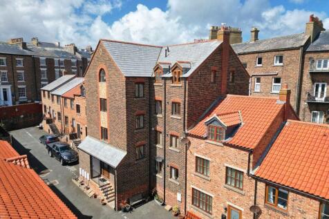 8 Mount Square, Whitby 2 bed apartment for sale