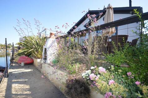 The Island, Thames Ditton 3 bed detached house for sale