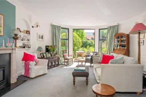Highbury Place, London, N5 4 bed house for sale