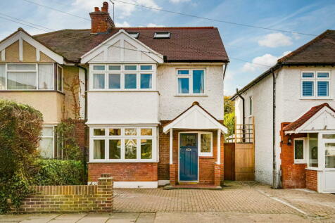 4 bedroom semi-detached house for sale