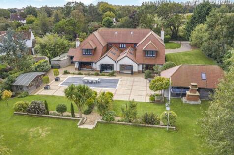 7 bedroom detached house for sale