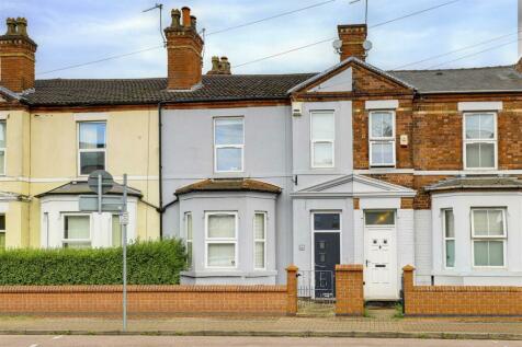 6 bedroom terraced house for sale