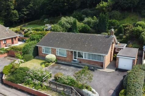 3 bedroom detached bungalow for sale