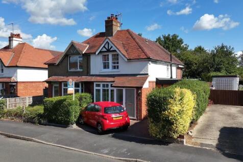 Rydal Road, Longlevens, Gloucester 3 bed semi