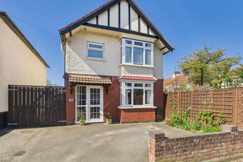Grafton Road, Longlevens, Gloucester 3 bed detached house for sale