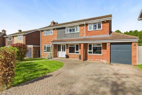 Romney Close, Gloucester 5 bed detached house for sale