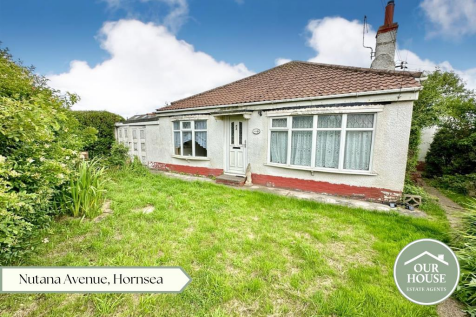 Nutana Avenue, Hornsea 2 bed detached bungalow for sale