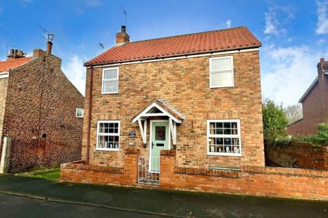 High Street, Withernwick, Hull 2 bed house for sale