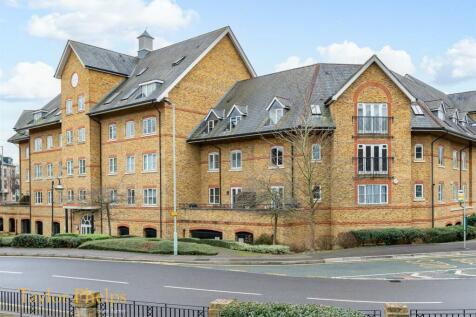 Stewart Place, Ware SG12 2 bed apartment for sale
