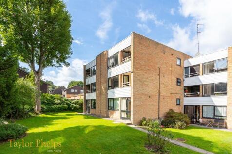 Maltings Court, Ware SG12 2 bed apartment for sale