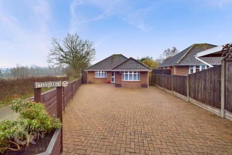 2 bedroom detached bungalow for sale