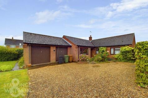 3 bedroom detached bungalow for sale