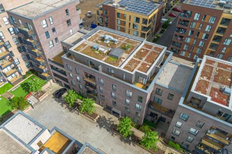 Oak Apartments, London NW9 3 bed apartment for sale
