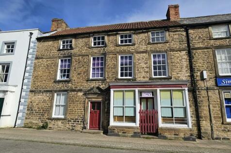 5 bedroom terraced house for sale