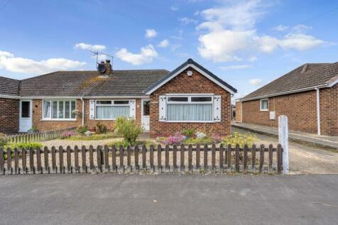 2 bedroom semi-detached bungalow for sale