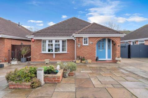 3 bedroom detached bungalow for sale