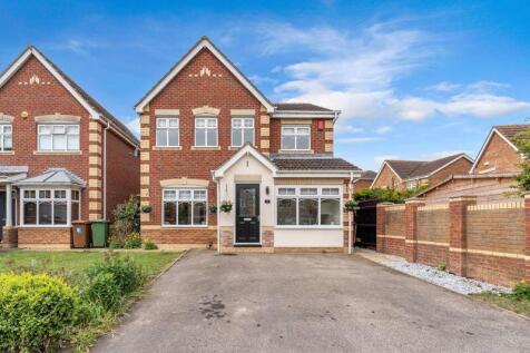 4 bedroom detached house for sale