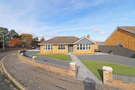 3 bedroom detached bungalow for sale