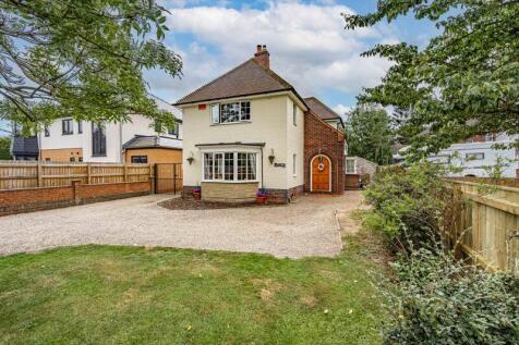 3 bedroom detached house for sale