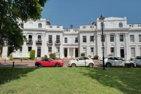 Park Crescent, Worthing 1 bed flat for sale