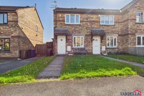 2 bedroom semi-detached house for sale