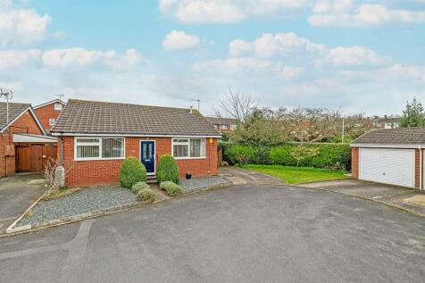 2 bedroom detached bungalow for sale