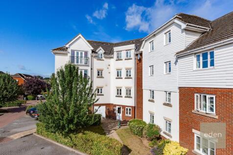Ingram Close, Larkfield, ME20 2 bed apartment for sale