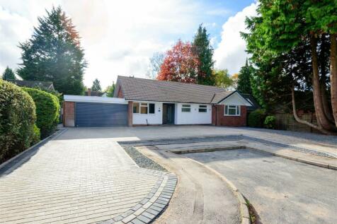 3 bedroom detached bungalow for sale