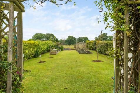 Earlswood Common, Earlswood, Solihull 5 bed detached bungalow for sale