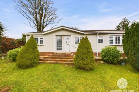 Yew Gardens, Shireburn Caravan Park... 2 bed park home for sale