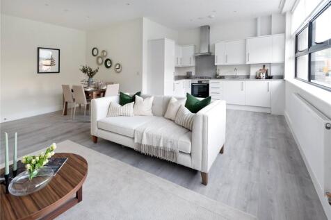 Hurricane Court, Heron Drive, Slough 1 bed apartment for sale