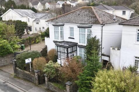 Aberdare CF44 4 bed detached house for sale