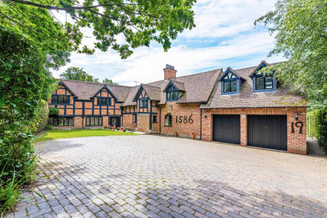 6 bedroom detached house for sale