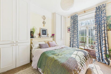 Springfield Road, Brighton, BN1 6DE 1 bed ground floor flat for sale