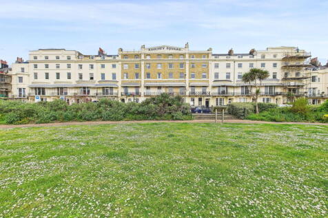 Regency Square, Brighton, BN1 2FJ 2 bed flat for sale
