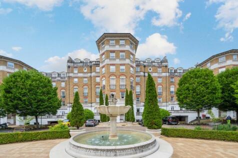 Chapman Square, Wimbledon Park Side SW19 2 bed duplex for sale