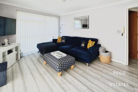 Chelston, Torquay TQ2 1 bed flat for sale