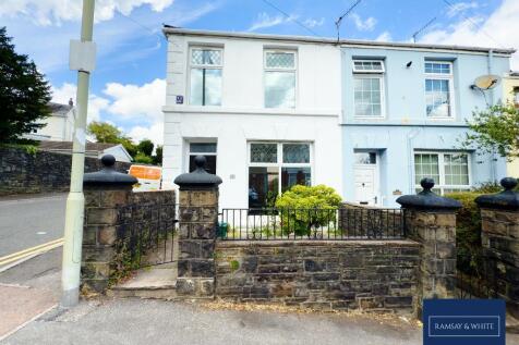 Monk Street, Aberdare, CF44 7RF 3 bed end of terrace house for sale