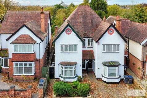 4 bedroom semi-detached house for sale