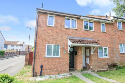 2 bedroom end of terrace house for sale